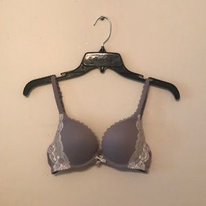 VS ‘Body by Victoria’ Lace Push-Up Bra 32B